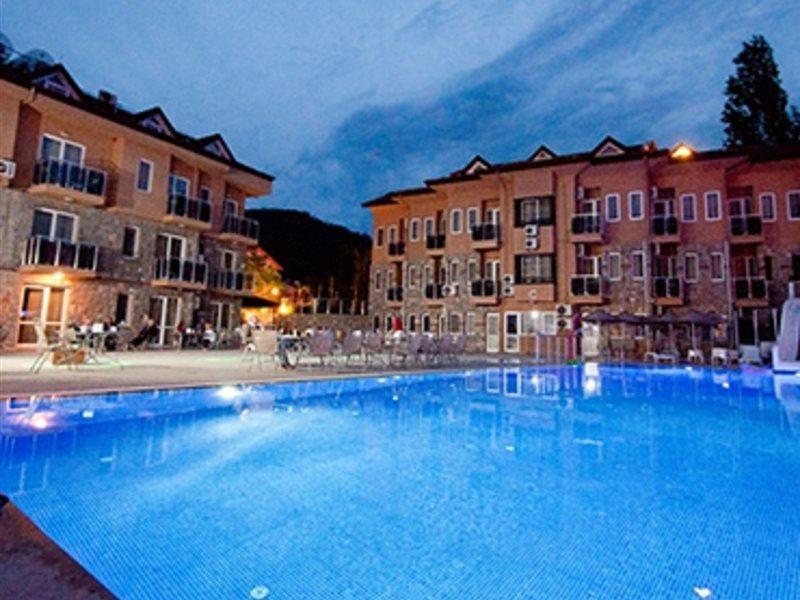 Flora Palm Resort 페티예 외부 사진