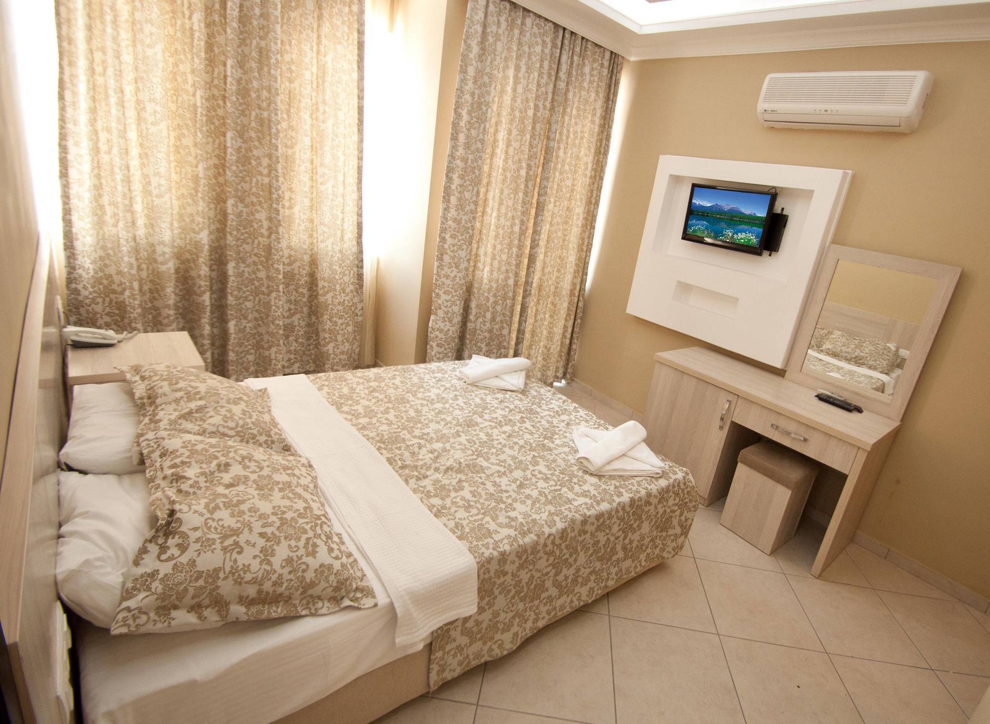 Flora Palm Resort 페티예 외부 사진