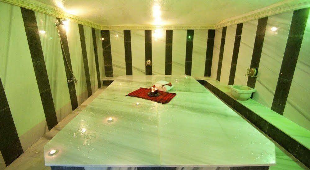 Flora Palm Resort 페티예 외부 사진